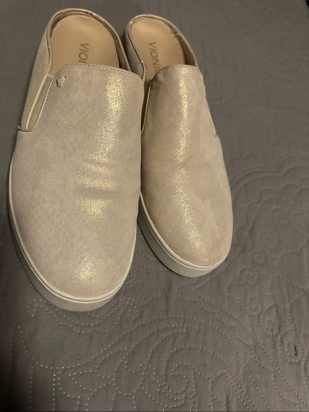 Vionic Shimmery Cream Slip-On Mules